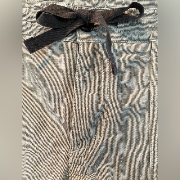 Womens North Face Wonder Free Graphite and Grey Strip Shorts NWT Size 10 - Picture 7 of 9